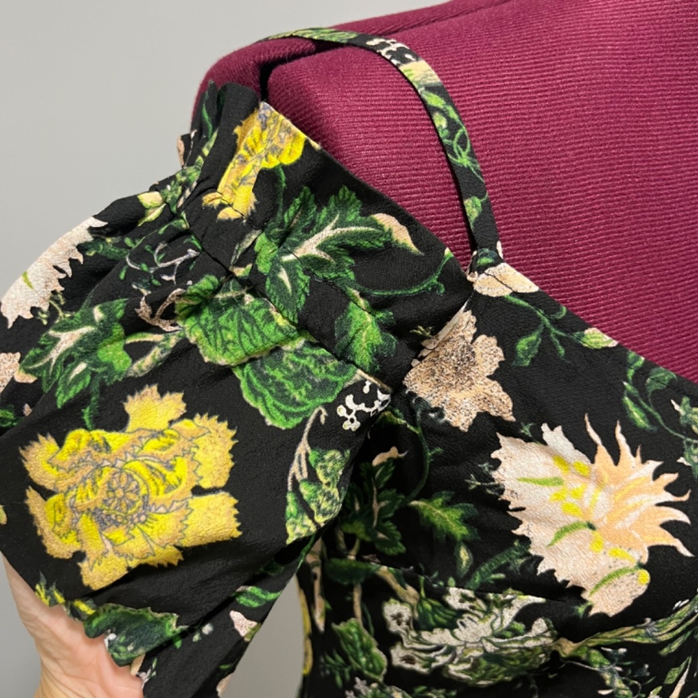 Club Monaco Graciela off shoulder-sleeve dress - Picture 3 of 6